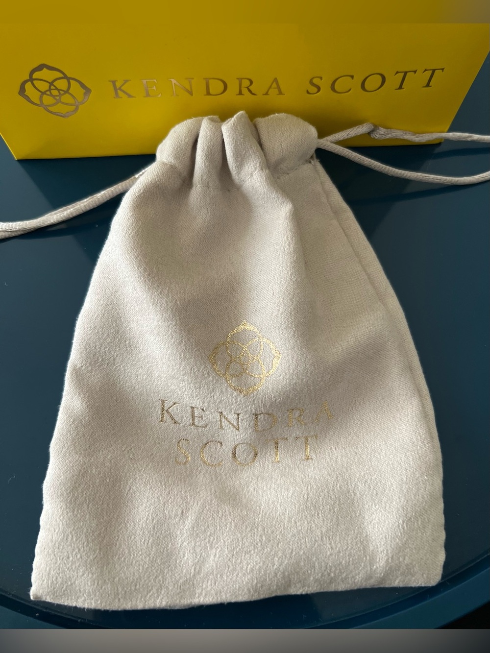 Brand New! Daphne Convertible Gold Link Necklace, by Kendra Scott - Picture 7 of 8